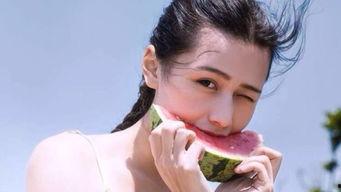 吃瓜女演员图片,揭秘吃瓜女演员背后的故事