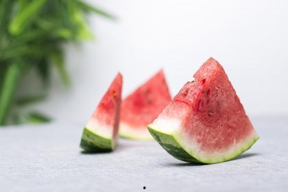 孕妇梦到吃白色的瓜,白色瓜果预示着什么？